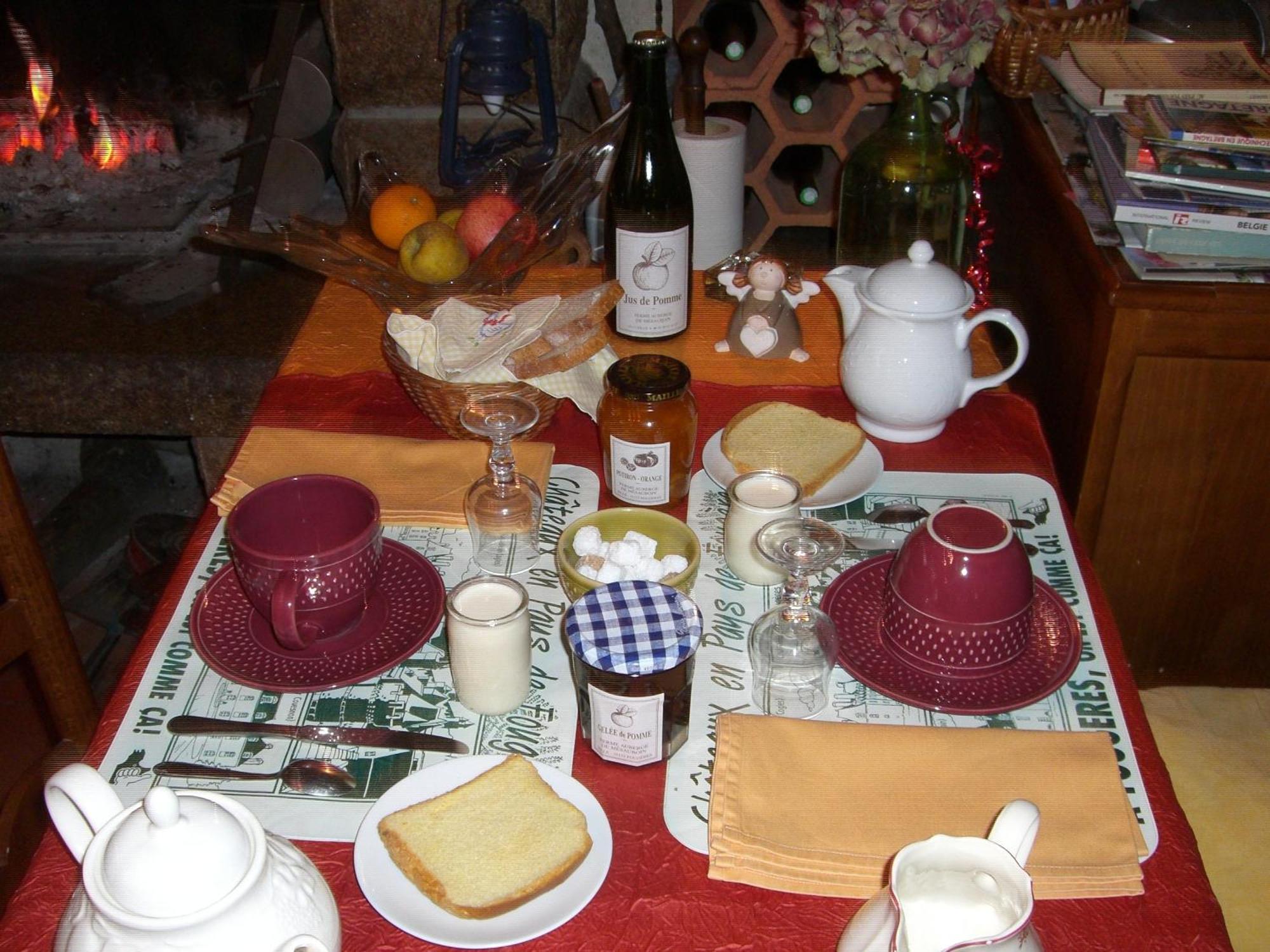 Chambres d'Hôtes de la Ferme Auberge de Mésauboin Billé Exterior foto
